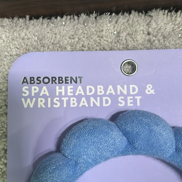 Premium Beauty absorbent spa headband & wristband set! NWOT. - Picture 4 of 4